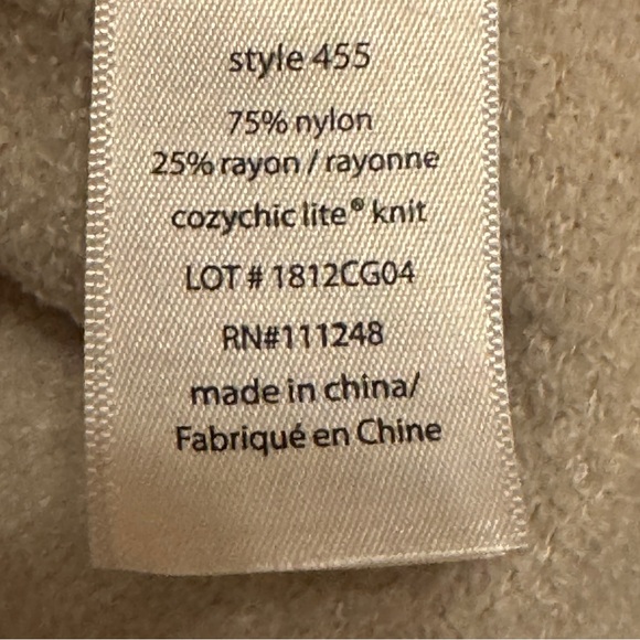 Barefoot Dreams CozyChic Lite Knit Oatmeal Cream Open Front Poncho Wrap One Size - Picture 5 of 6